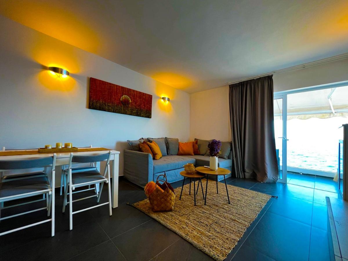 At The Ocean'S Edge Apartment Callao Salvaje Exterior photo